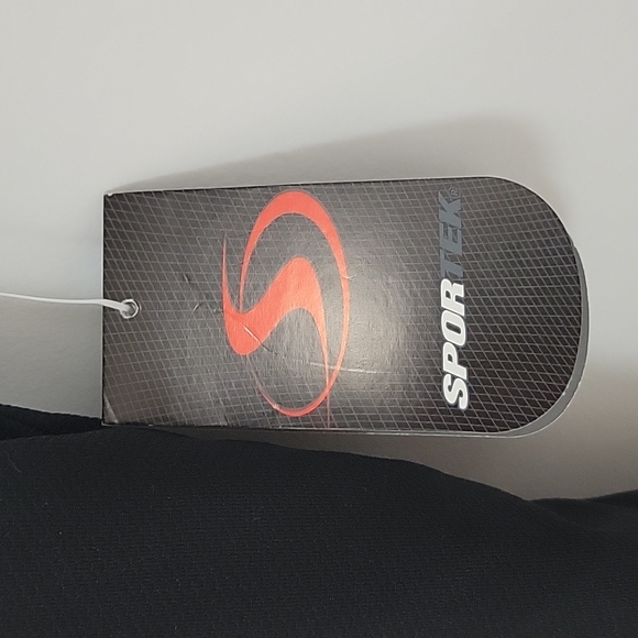 Sportek Workout Top with built in sport bra - Picture 4 of 9